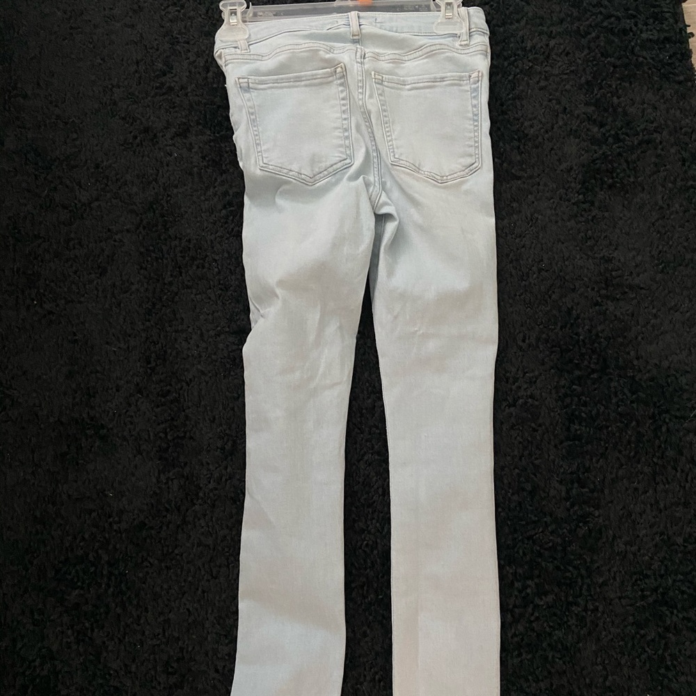 LIGHT BLUE HIGH RISE SUPER SKINNY JEANS